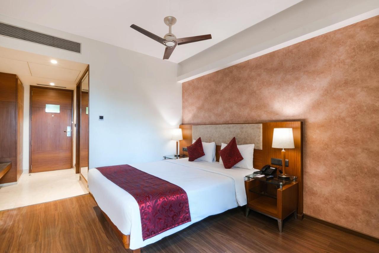 7 Apple Hotel - Viman Nagar Pune Ngoại thất bức ảnh