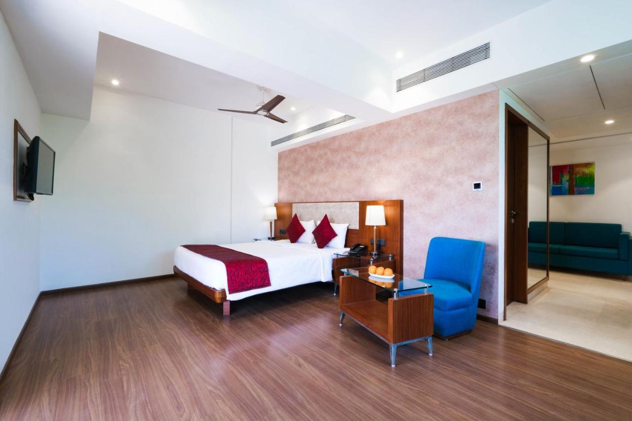 7 Apple Hotel - Viman Nagar Pune Ngoại thất bức ảnh