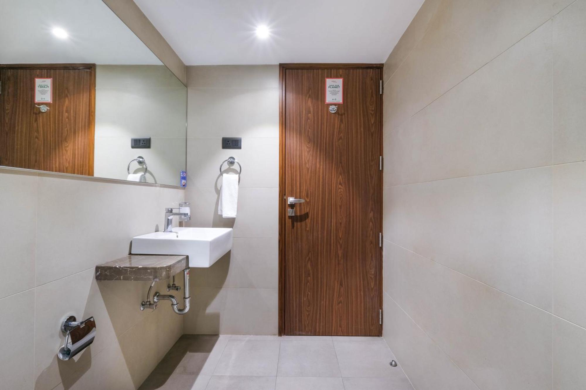 7 Apple Hotel - Viman Nagar Pune Phòng bức ảnh